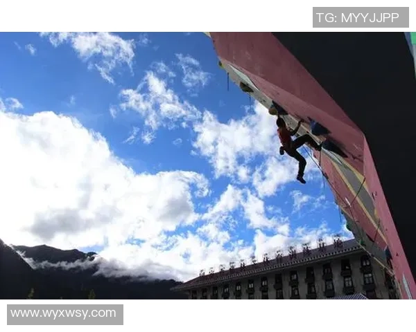 攀岩热潮席卷北京:探索北京攀岩队的训练与发展之路 攀岩热潮席卷北京:探索北京攀岩队的训练与发展之路